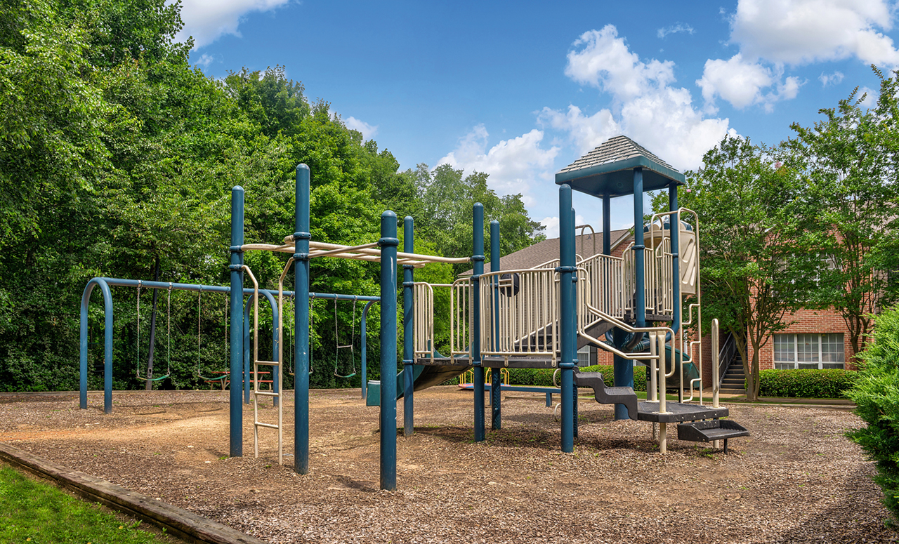 Gallery Crestwood Park Apartments