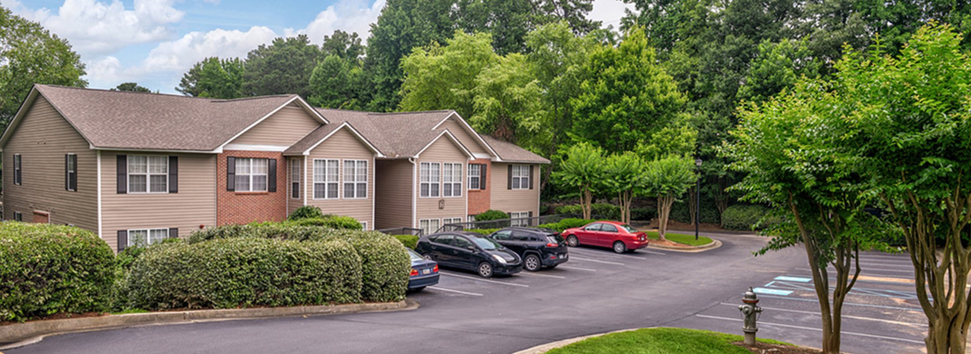 Home Crestwood Park Apartments